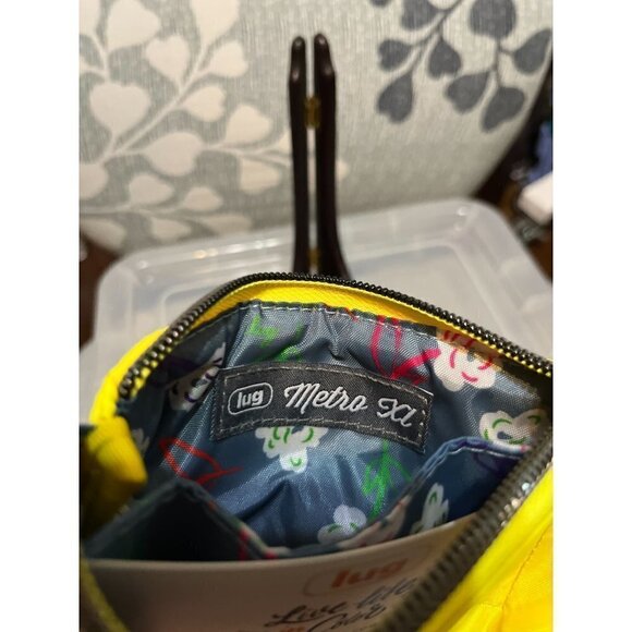 LUG NWT Metro XL ID Pouch w RFID- Neon Yellow - Picture 3 of 3